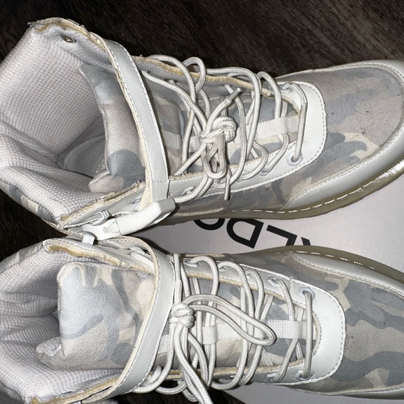 INC BOOTS RARE ONE OF A KIND FOR FASHION HEADS - Picture 5 of 6